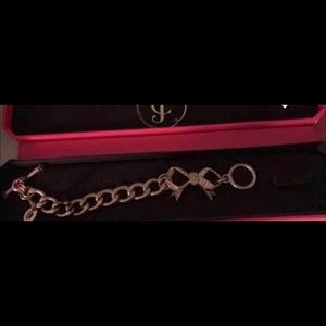 Matching necklace & bracelet